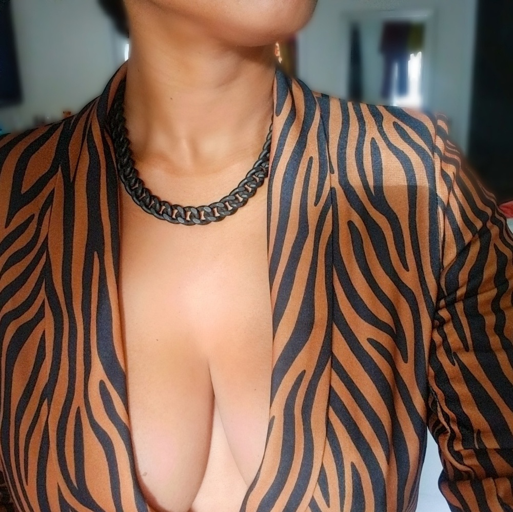 Black chunky Necklace